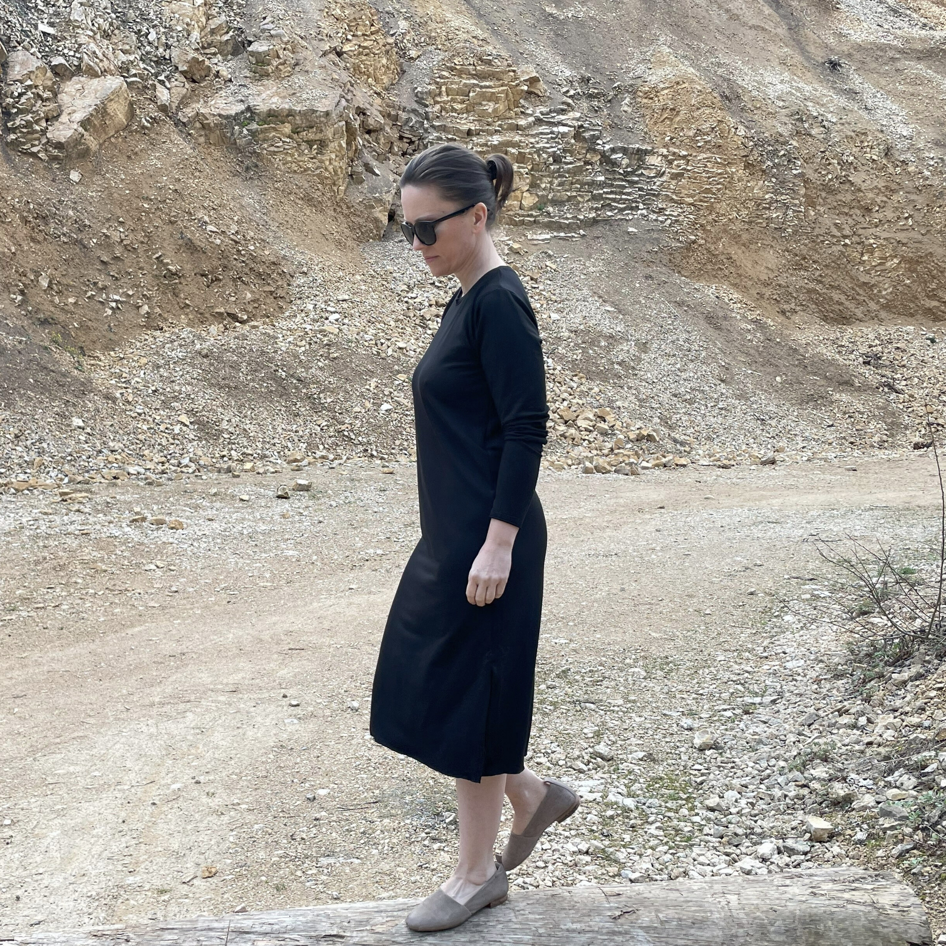 Schlichtes Shirtkleid Langarm aus Tencel in schwarz 