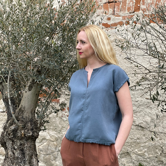 Sommerbluse mit Fransen aus Tencel & Leinen | AMARA | Limitierte Stückzahl