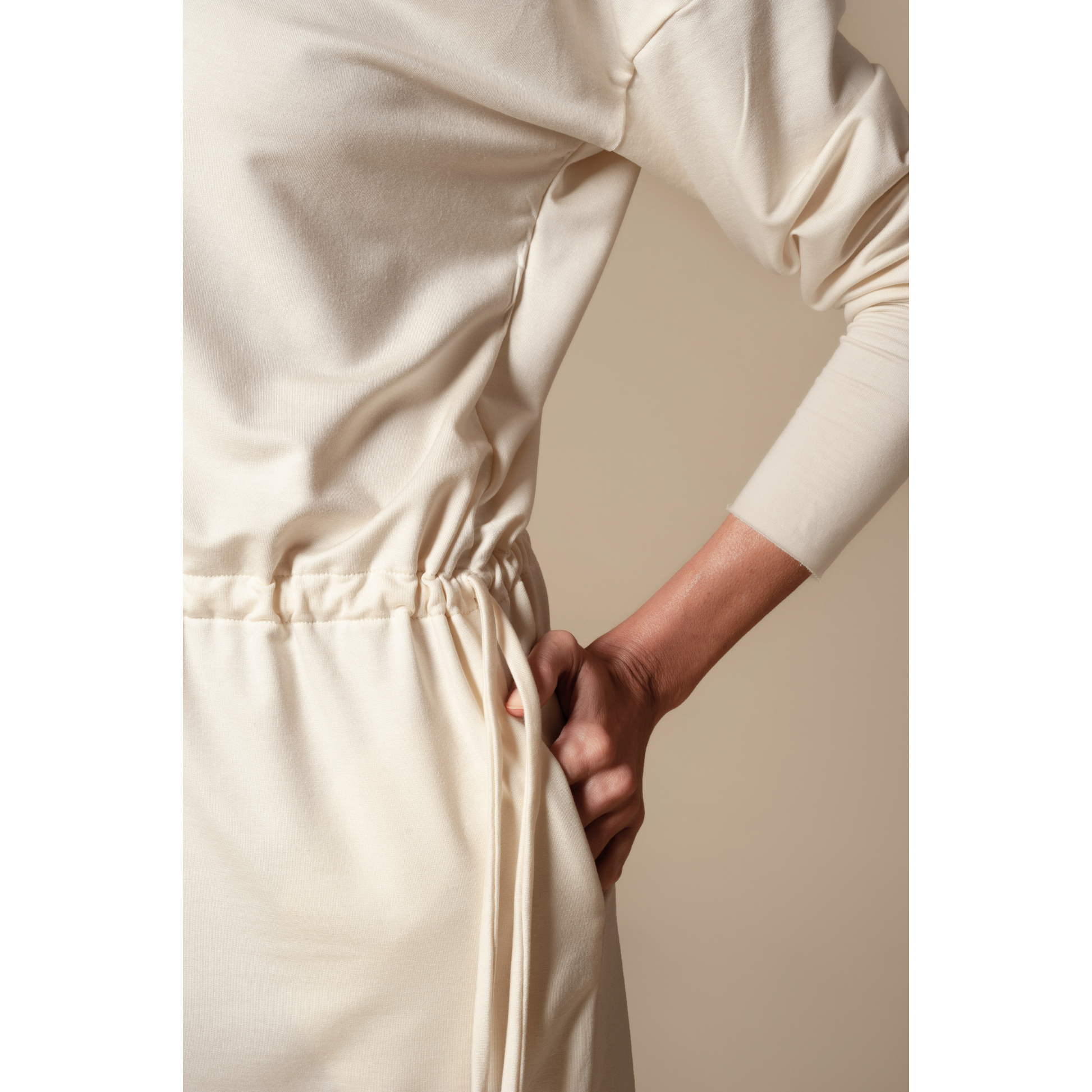 Kleid mit Taillenbund aus Tencel